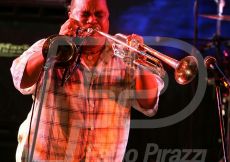 DIRTY DOZEN BRASS BAND