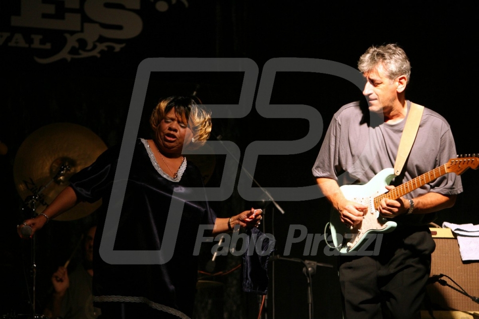 BLUES30