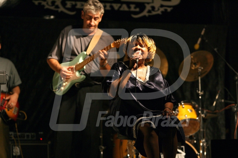 BLUES46