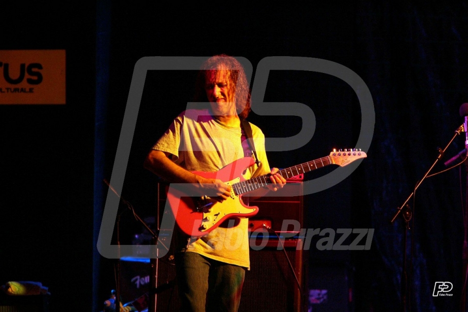 SCOTT HENDERSON17