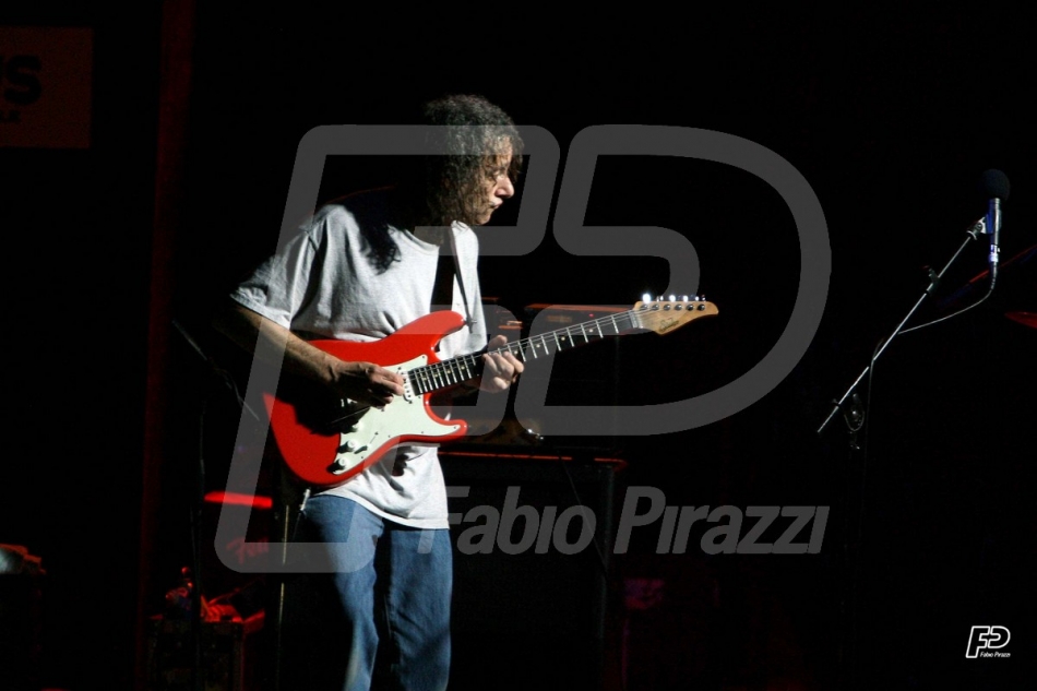 SCOTT HENDERSON2