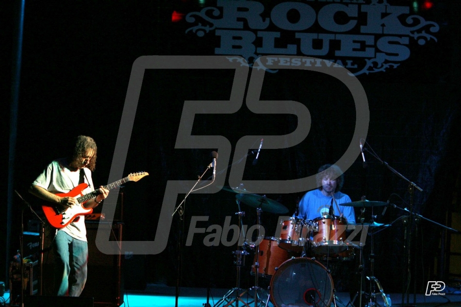 SCOTT HENDERSON8