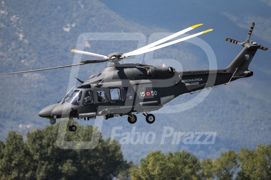 AEROPORTO MOSCARDINI,72° STORMO SCUOLA ADDESTRAMENTO ELICOTTERI FROSINONE,ELICOTTERI MILITARI,AERONAUTICA .