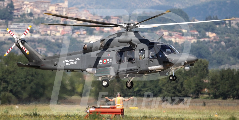 AEROPORTO MOSCARDINI,72° STORMO SCUOLA ADDESTRAMENTO ELICOTTERI FROSINONE,ELICOTTERI MILITARI,AERONAUTICA .