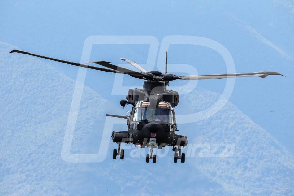 AEROPORTO MOSCARDINI,72° STORMO SCUOLA ADDESTRAMENTO ELICOTTERI FROSINONE,ELICOTTERI MILITARI,AERONAUTICA .