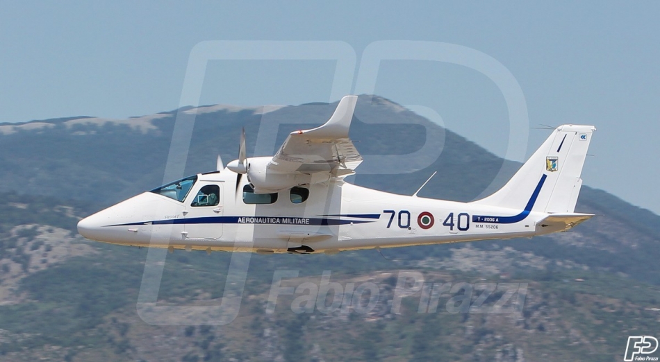 AEROPORTO COMANI,70° STORMO, SCUOLA ADDESTRAMENTO PILOTI AEREO 201° GRUPPO VOLO,LATINA SCALO,AEREI MILITARI , T-2006 A, AERONAUTICA .