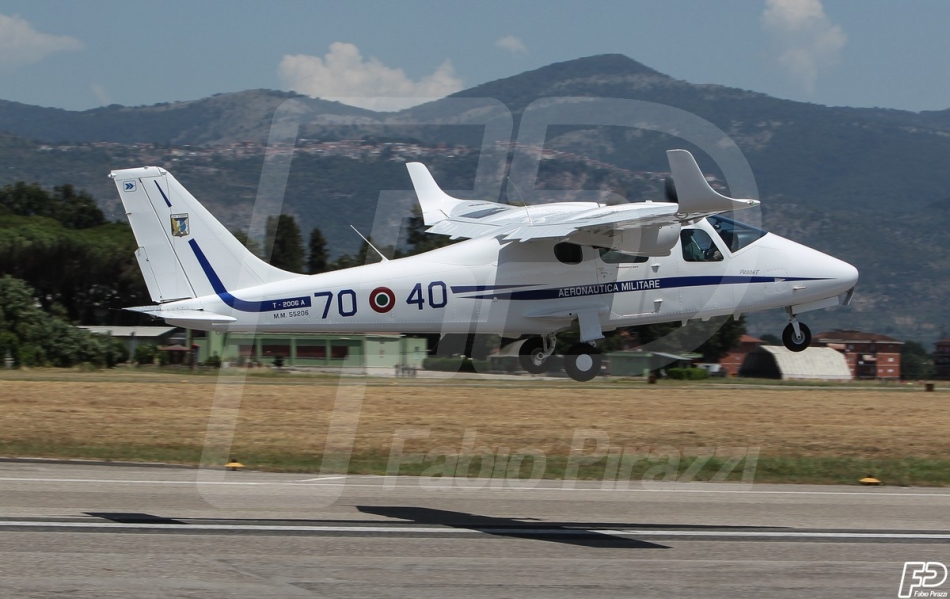 AEROPORTO COMANI,70° STORMO, SCUOLA ADDESTRAMENTO PILOTI AEREO 201° GRUPPO VOLO,LATINA SCALO,AEREI MILITARI , T-2006 A, AERONAUTICA .