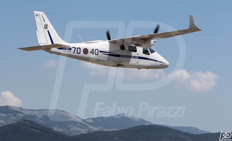 AEROPORTO COMANI,70° STORMO, SCUOLA ADDESTRAMENTO PILOTI AEREO 201° GRUPPO VOLO,LATINA SCALO,AEREI MILITARI , T-2006 A, AERONAUTICA .