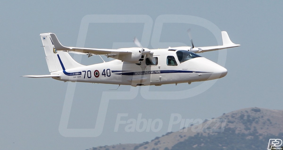 AEROPORTO COMANI,70° STORMO, SCUOLA ADDESTRAMENTO PILOTI AEREO 201° GRUPPO VOLO,LATINA SCALO,AEREI MILITARI , T-2006 A, AERONAUTICA .