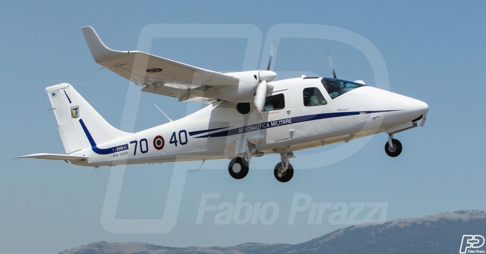 AEROPORTO COMANI,70° STORMO, SCUOLA ADDESTRAMENTO PILOTI AEREO 201° GRUPPO VOLO,LATINA SCALO,AEREI MILITARI , T-2006 A, AERONAUTICA .