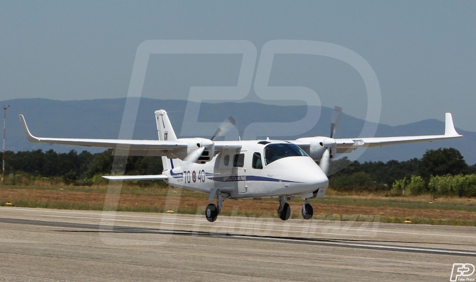 AEROPORTO COMANI,70° STORMO, SCUOLA ADDESTRAMENTO PILOTI AEREO 201° GRUPPO VOLO,LATINA SCALO,AEREI MILITARI , T-2006 A, AERONAUTICA .