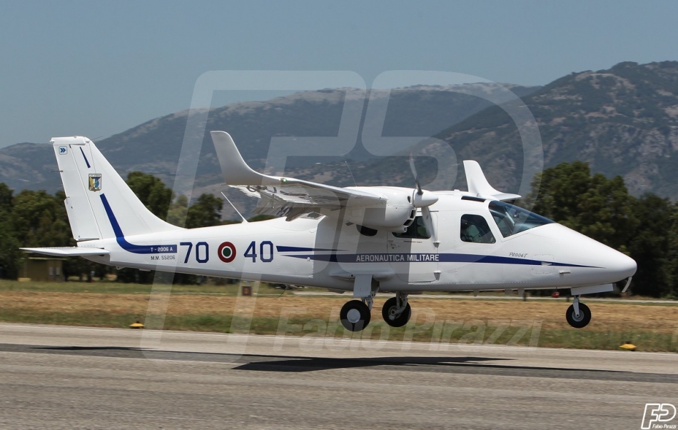 AEROPORTO COMANI,70° STORMO, SCUOLA ADDESTRAMENTO PILOTI AEREO 201° GRUPPO VOLO,LATINA SCALO,AEREI MILITARI , T-2006 A, AERONAUTICA .