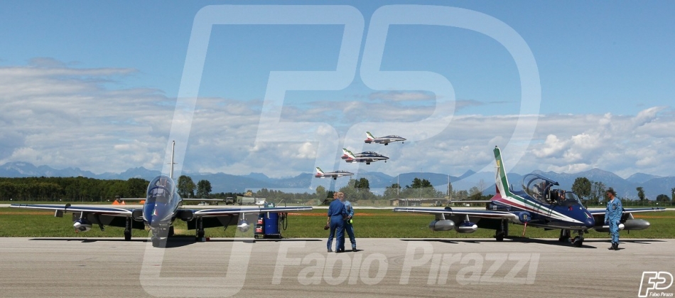 BASE FRECCE TRICOLORI DI RIVOLTO,55 ANNIVERSARIO FRECCE TRICOLORI 2015,AEREI MILITARI,AERONAUTICA SPORTIVA.