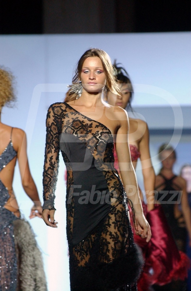 LATINA MODA38