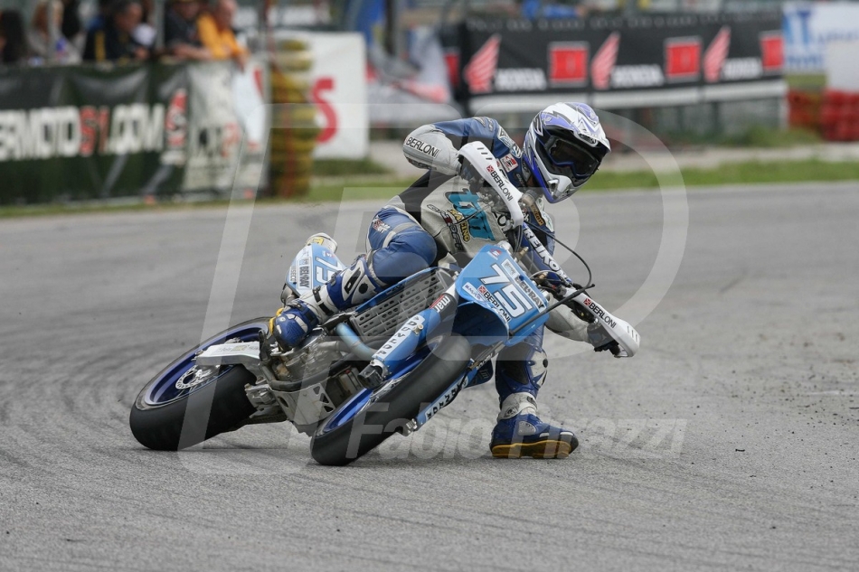MOTARD20