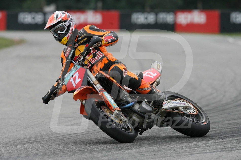MOTARD28